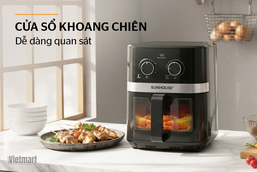 Nồi Chiên Không Dầu Sunhouse SHD4039 có khoang chiên trong suốt dễ dàng quan sát thực phẩm